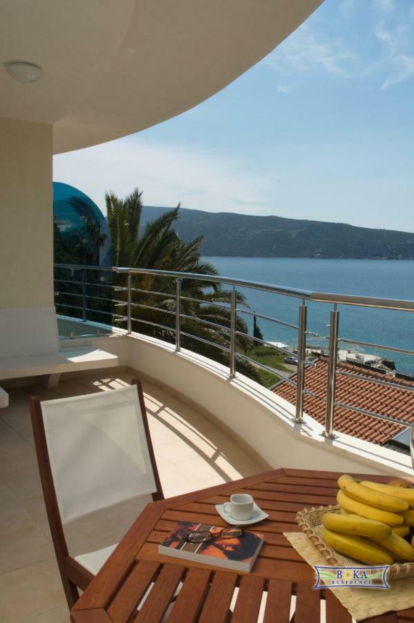 Apartments Boka Residence Херцег-Нови Экстерьер фото